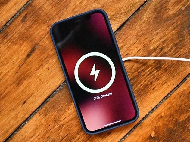 吕梁苹果手机维修分享iPhone 12可以随便充电吗 